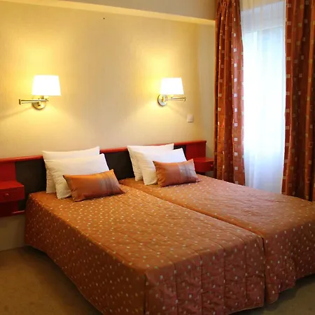 Отель Atlantic Лурд