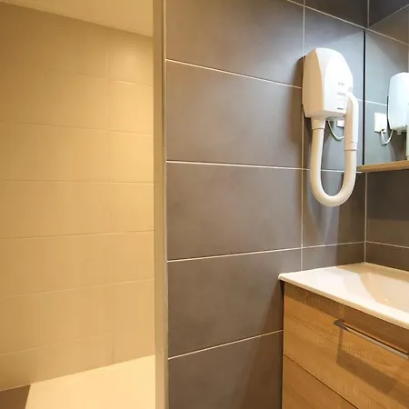 فندق Atlantic 3*